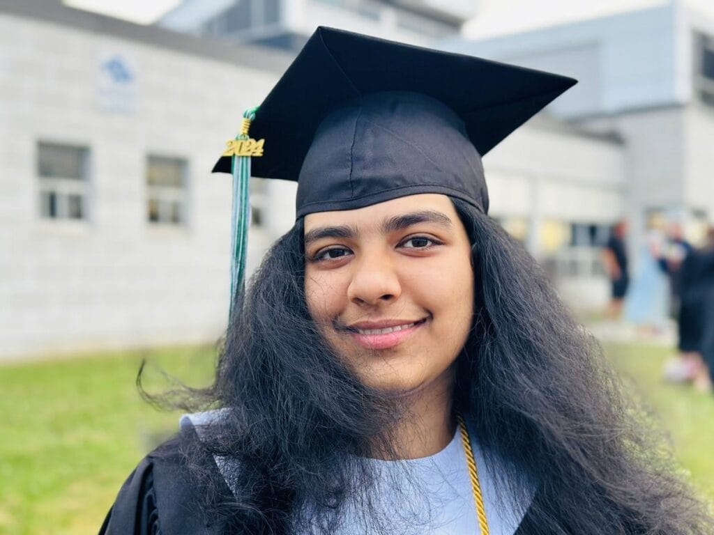 Headshot of nursing student Rachel Varghese
